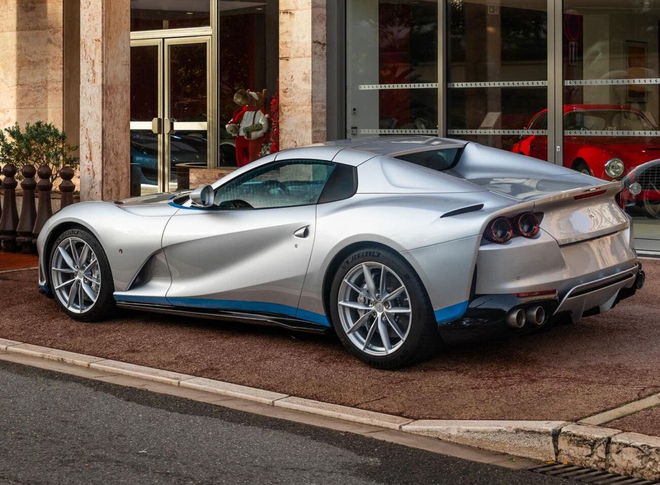 Ferrari 812 GTS Tailor Made