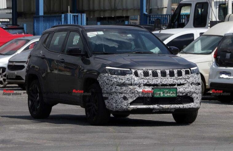 Jeep Compass Blackhawk 2025 prototipo