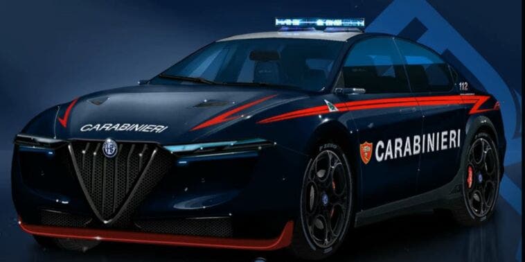Nuova Alfa Romeo Giulia Quadrifoglio carabinieri