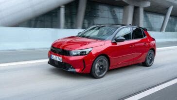 Opel Corsa Hybrid Italia