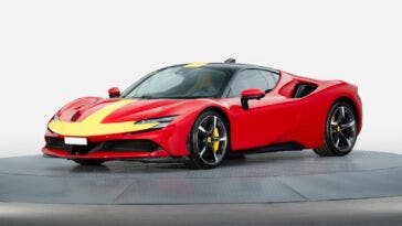 Ferrari SF90 Stradale