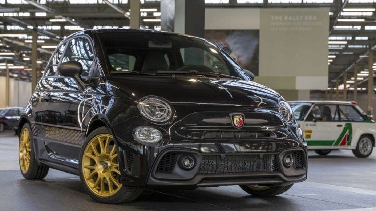 Abarth 695 75° Anniversario