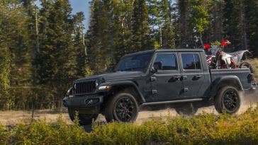 Jeep Gladiator 2024 NightHawk