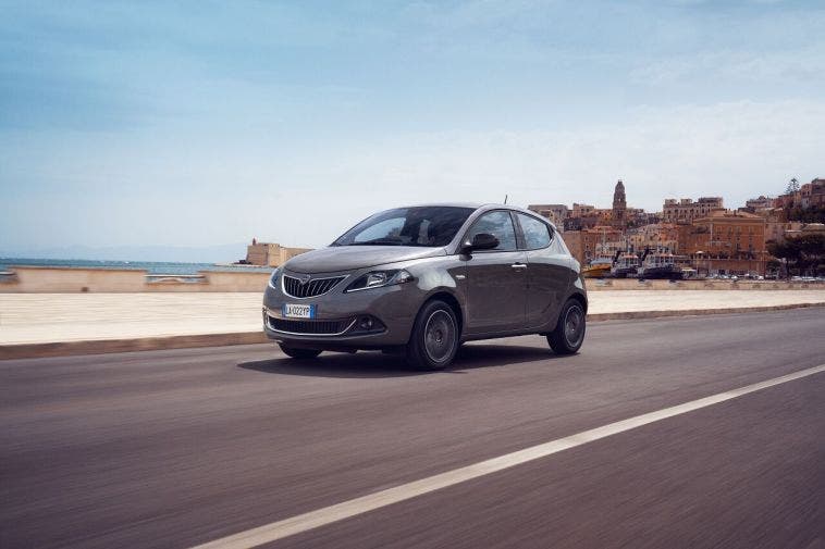 Lancia Ypsilon