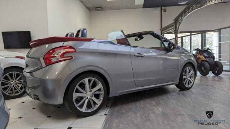 Peugeot 208 Cabrio