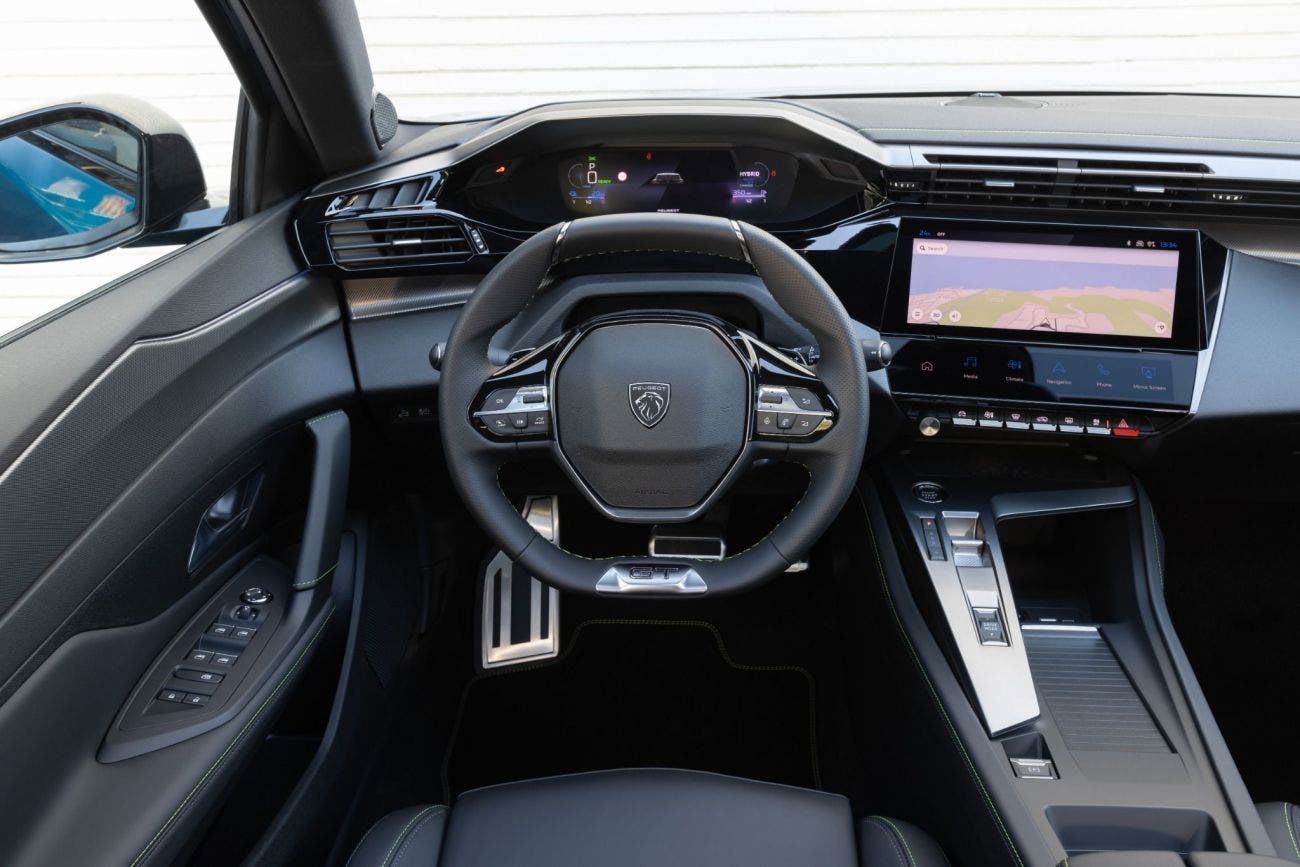 Peugeot 408 2024