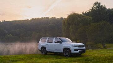 Jeep Grand Wagoneer 2025