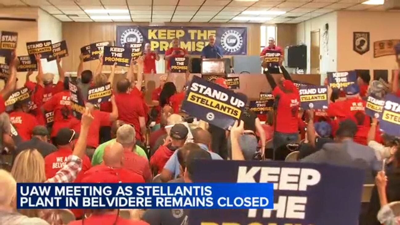 UAW, lavoratori Stellantis