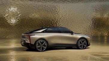 DS Automobiles N 8