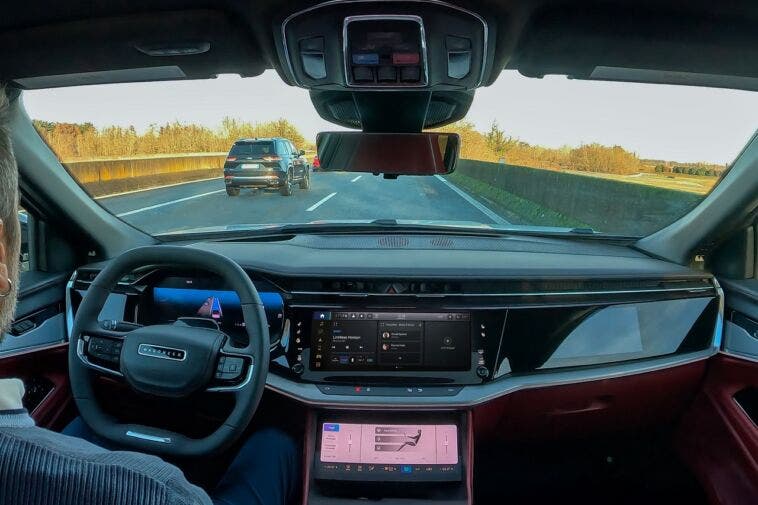 STLA Autodrive