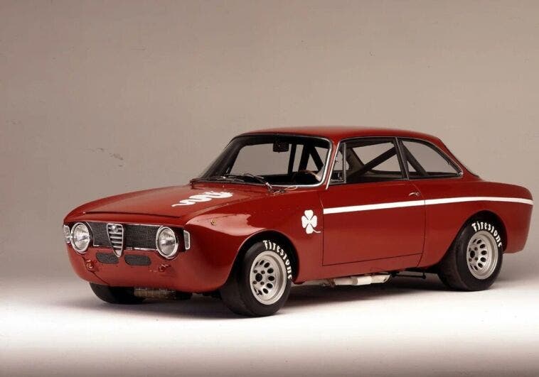 Alfa Romeo GTA 1300 Junior