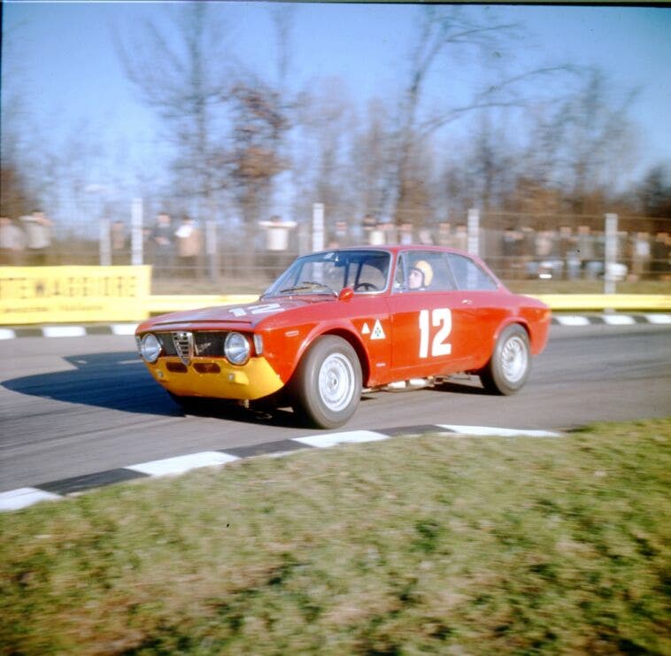 Alfa Romeo GTA 1965