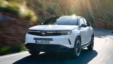 Nuova Opel Grandland Plug-in Hybrid