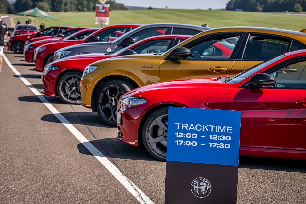 Alfa Romeo Driving Experience e Pista e Piloti