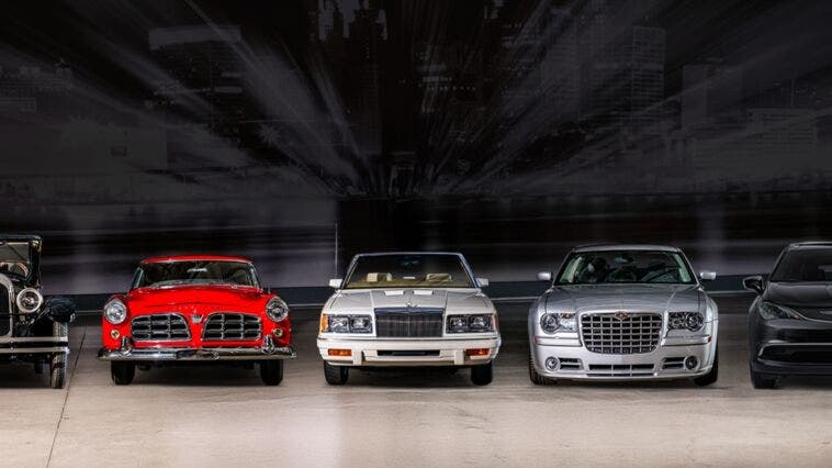 Chrysler celebra 100 anni
