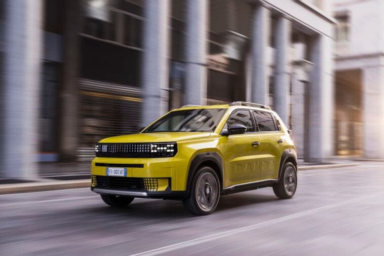 Fiat Grande Panda Hybrid Business