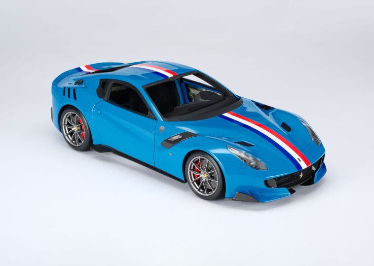 ferrari f12tdf modello in allestimento 1