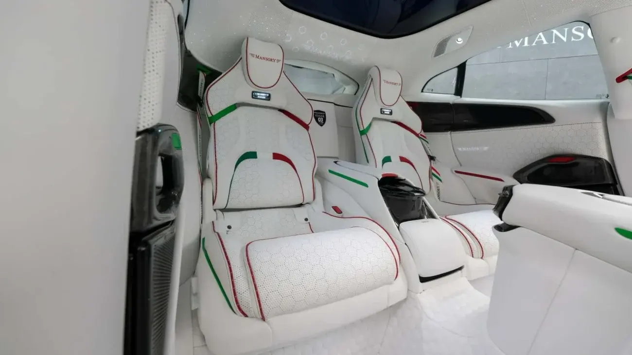 Ferrari Purosangue pugnator tricolore