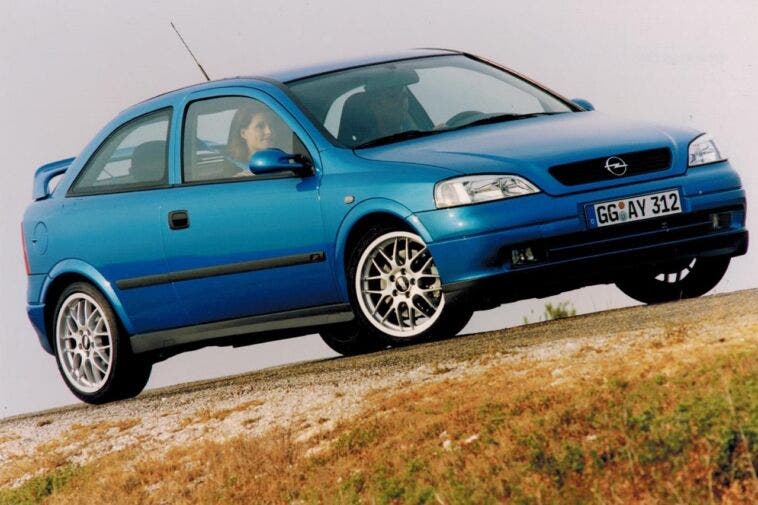 Opel Astra OPC