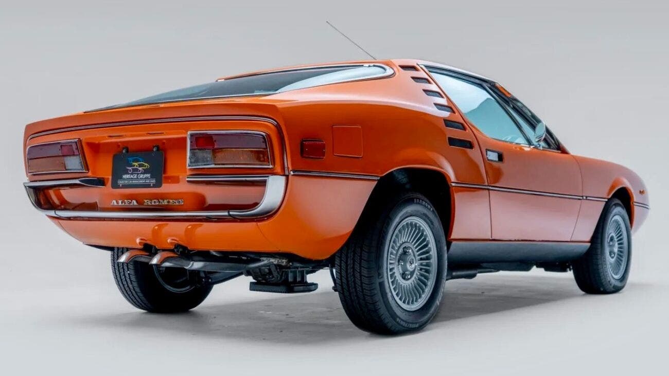 Alfa Romeo Montreal