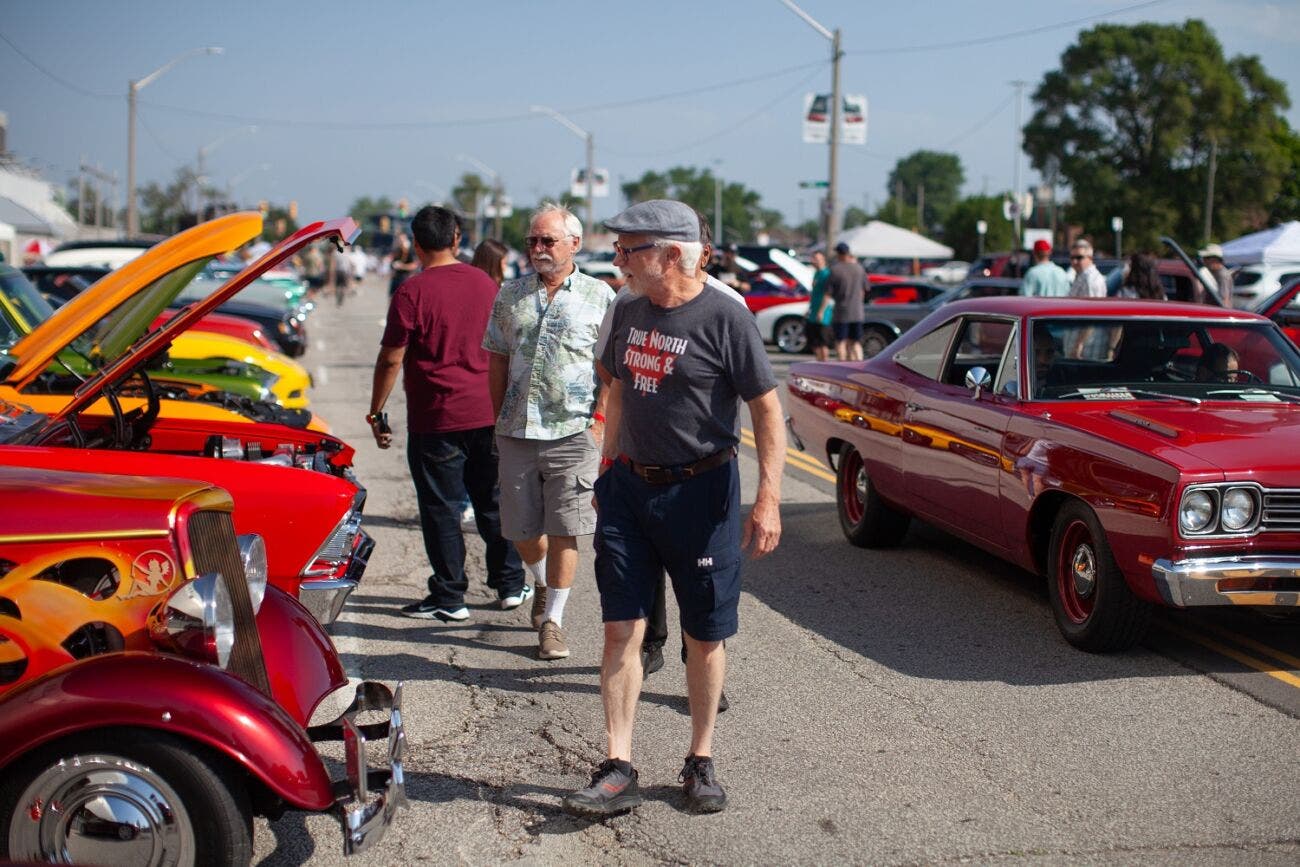Chrysler celebra 100 anni di attività in Canada con un evento dedicato alle famiglie 