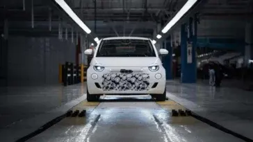 Fiat 500 ibrida