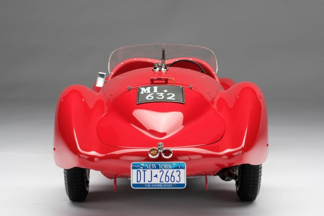 Alfa Romeo 8C 2900 in scala 1:8