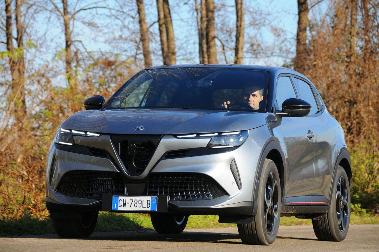 Alfa Romeo Junior ibrida