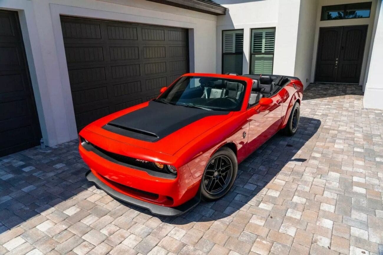 Dodge Challenger SRT Demon 170 in topless