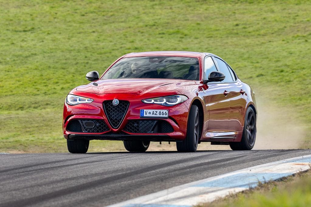 alfa romeo giulia 2024
