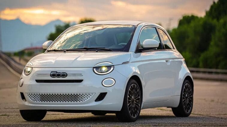 Nuova Fiat 500 ibrida