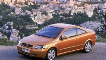 Opel Astra Coupé