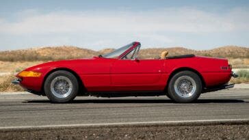 Ferrari 365 GTS/4