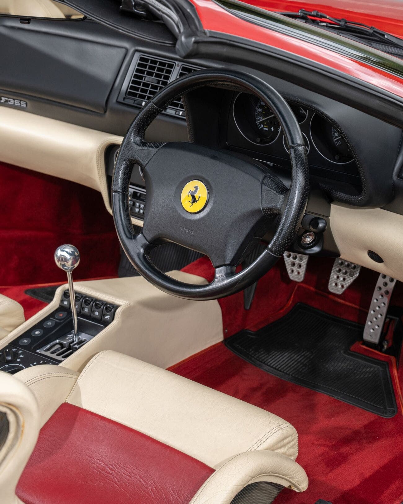 Ferrari F355 GTS
