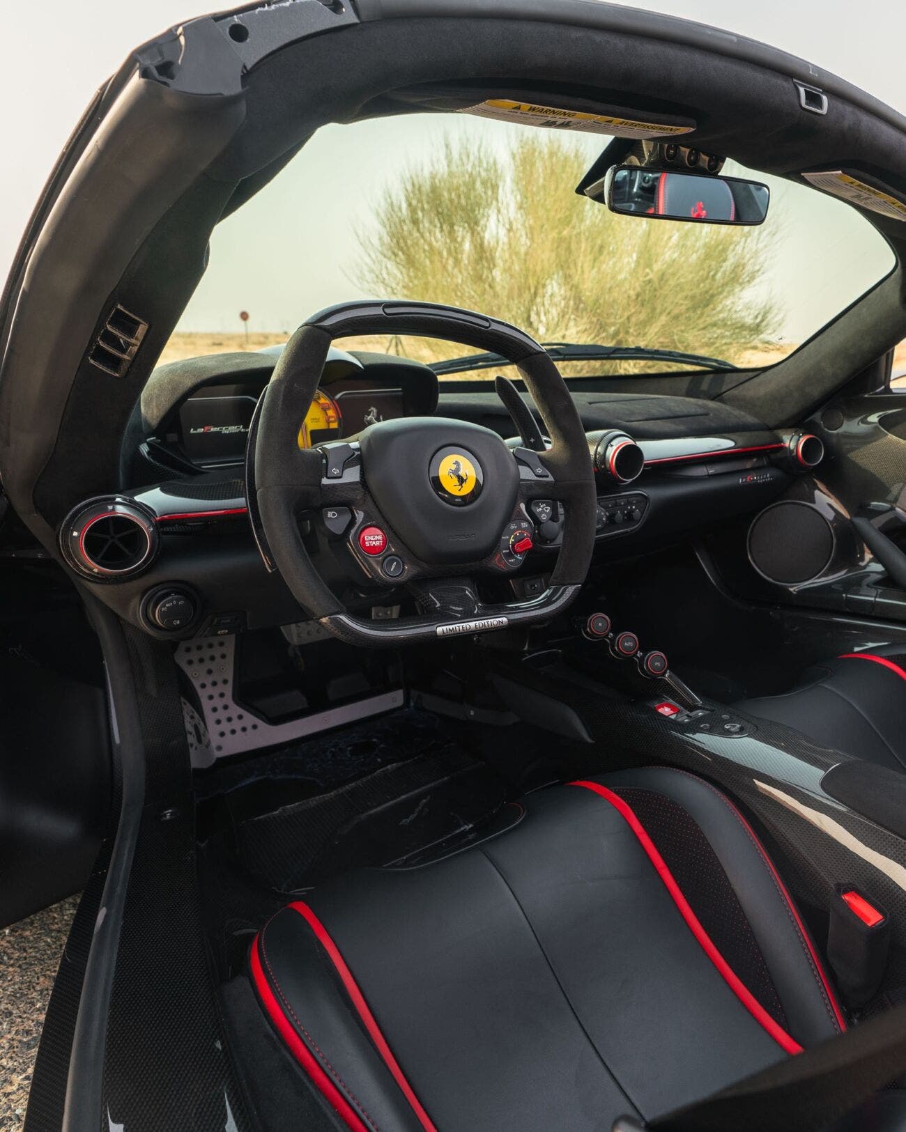 Ferrari LaFerrari Aperta