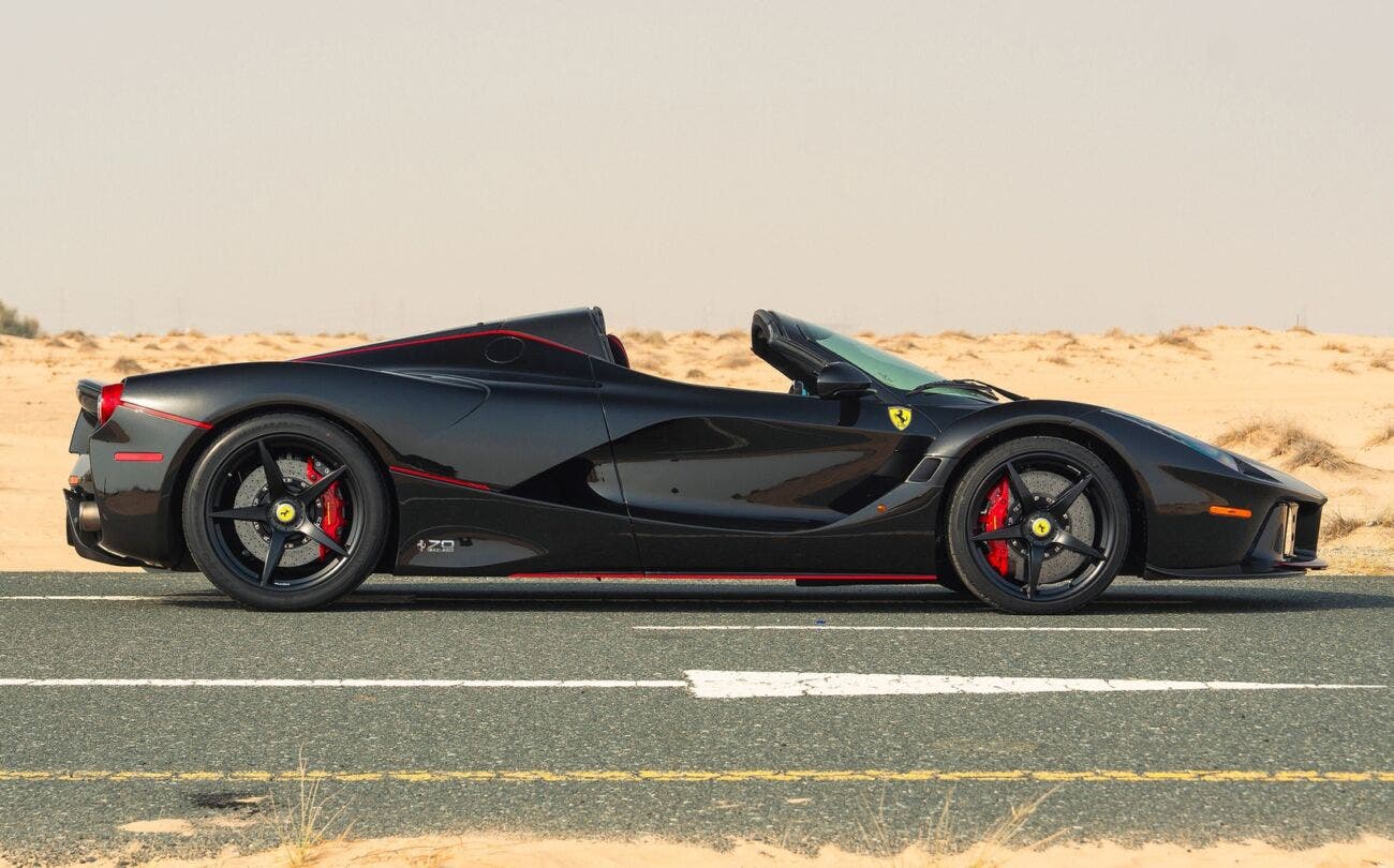 Ferrari LaFerrari Aperta