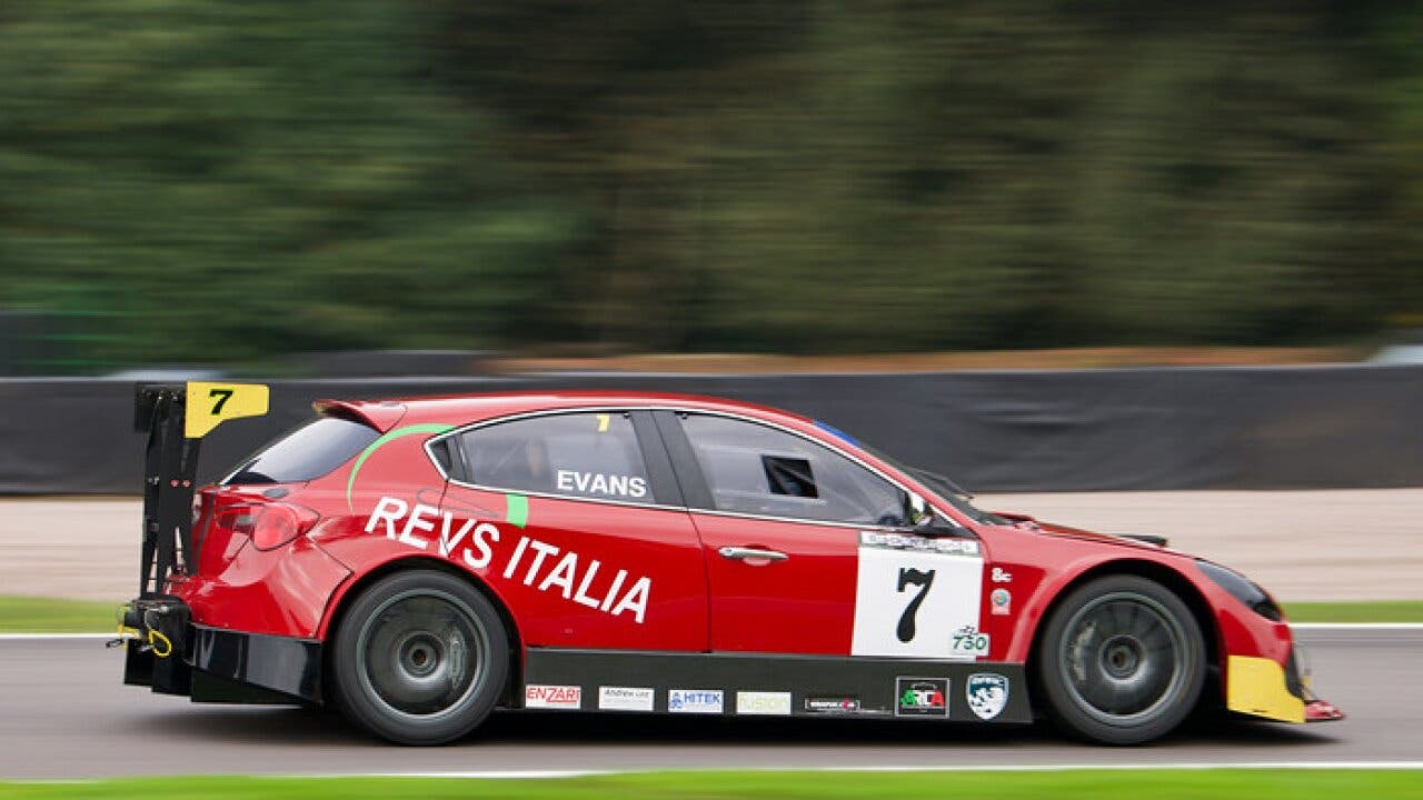 Alfa Romeo Giulietta Roger Evans