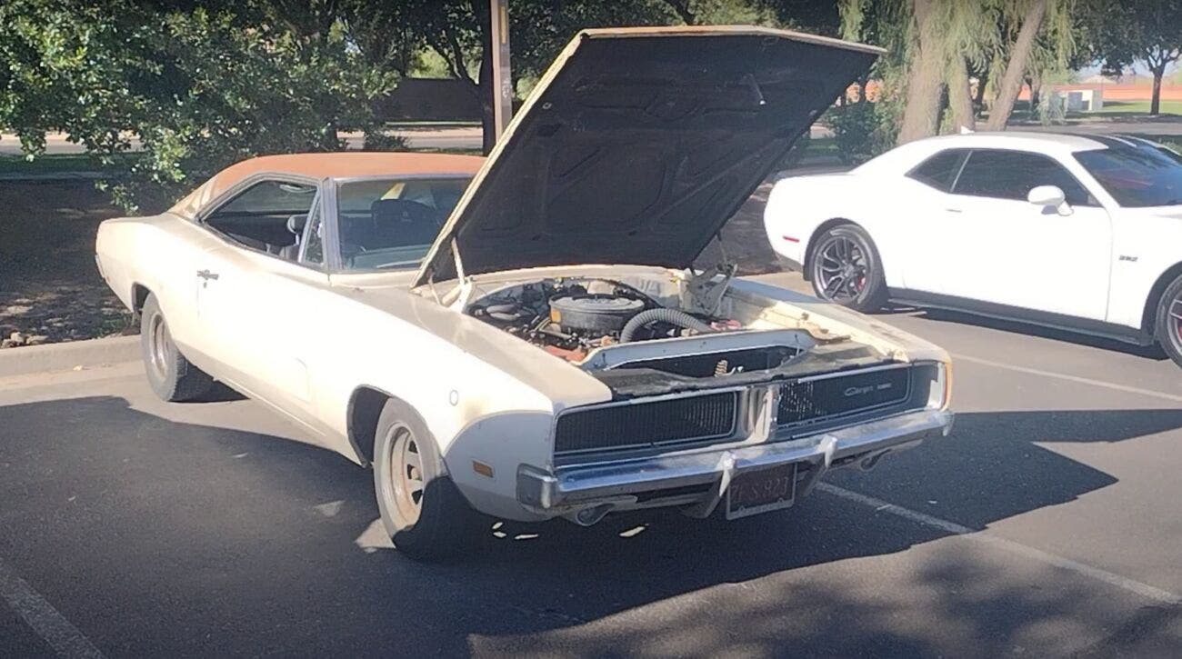 Dodge Charger 500