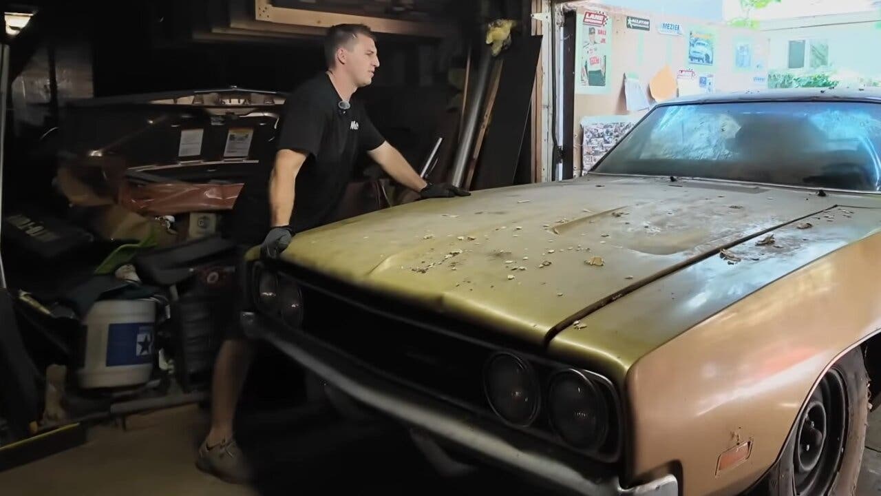 Dodge Charger 500