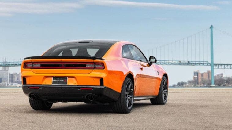 Dodge Charger Sixpack