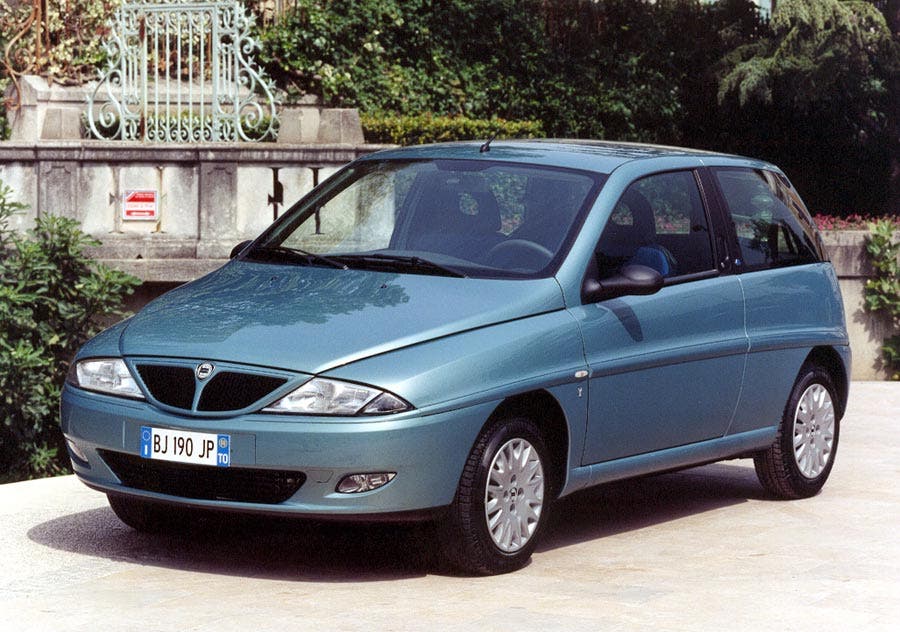 Lancia Y