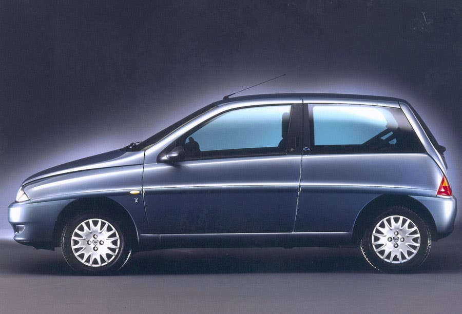 Lancia Y