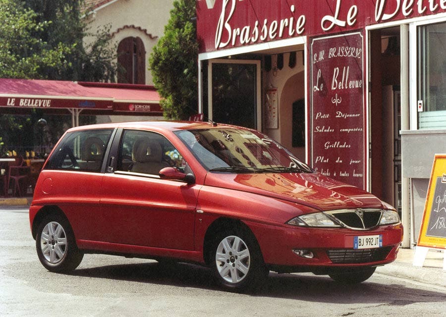 Lancia Y