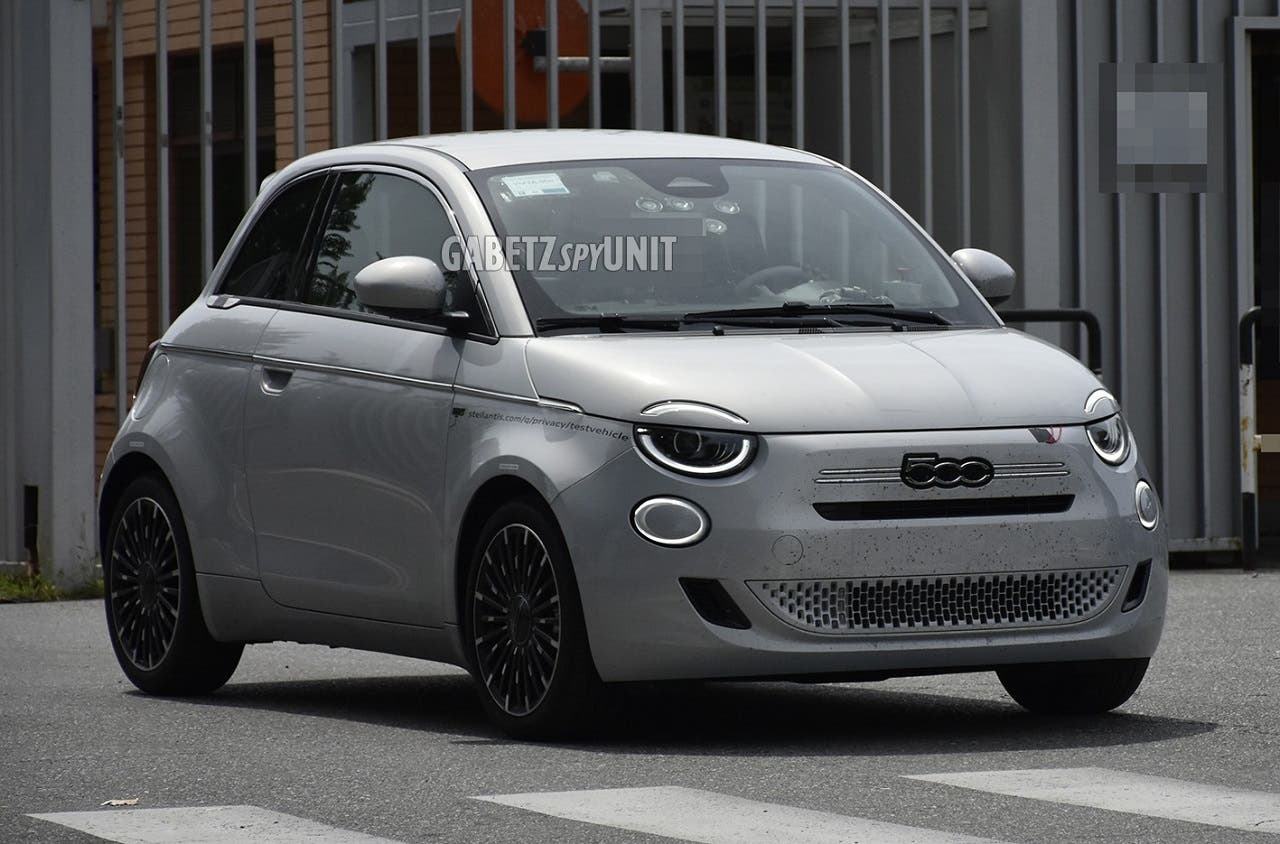 Nuova Fiat 500 Ibrida preserie