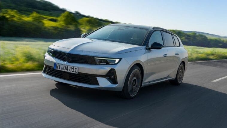Opel Astra Sports Tourer Hybrid