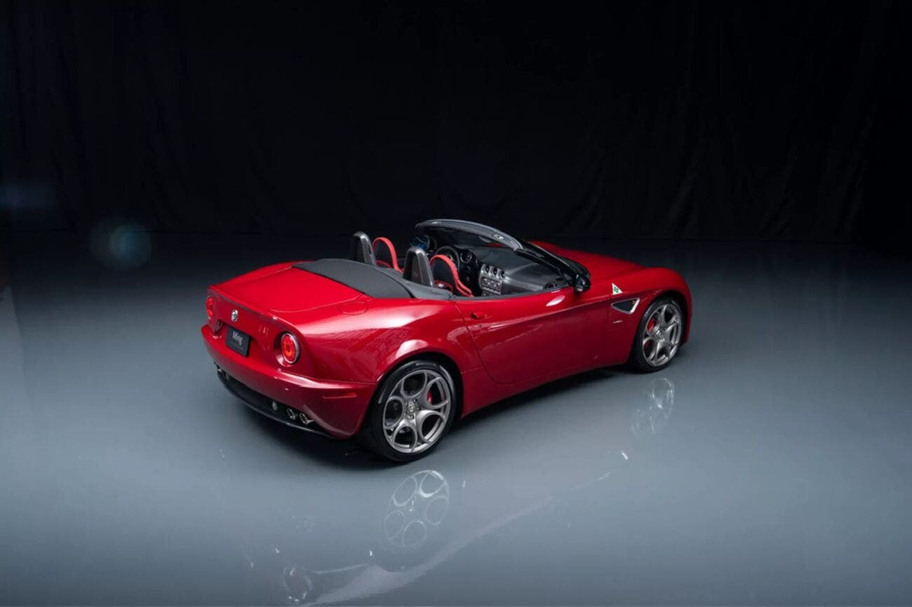 Alfa Romeo 8C Spider