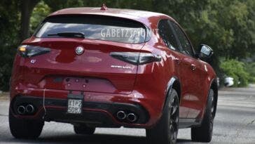 Alfa Romeo Stelvio Luna Rossa 1