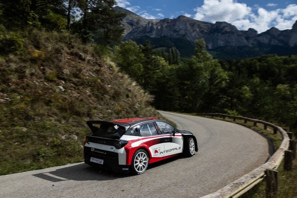 Ypsilon Rally La nuova Lancia Ypsilon Rally2 HF Integrale è stata confermata ...