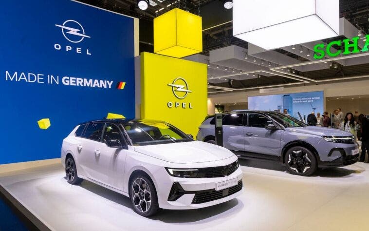 Opel Astra Sports Tourer Hybrid