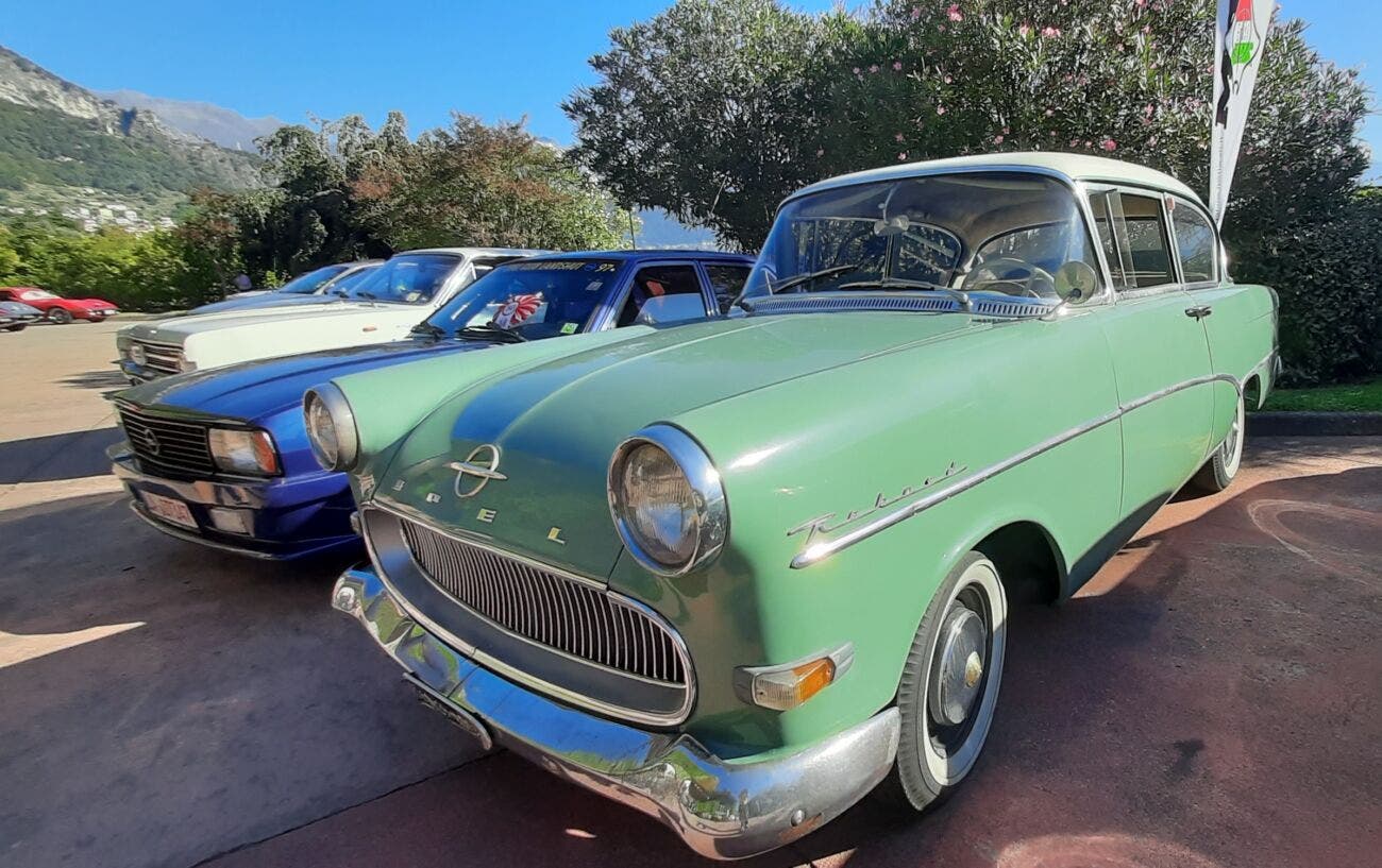 Raduno Opel Museo della Barca Lariana